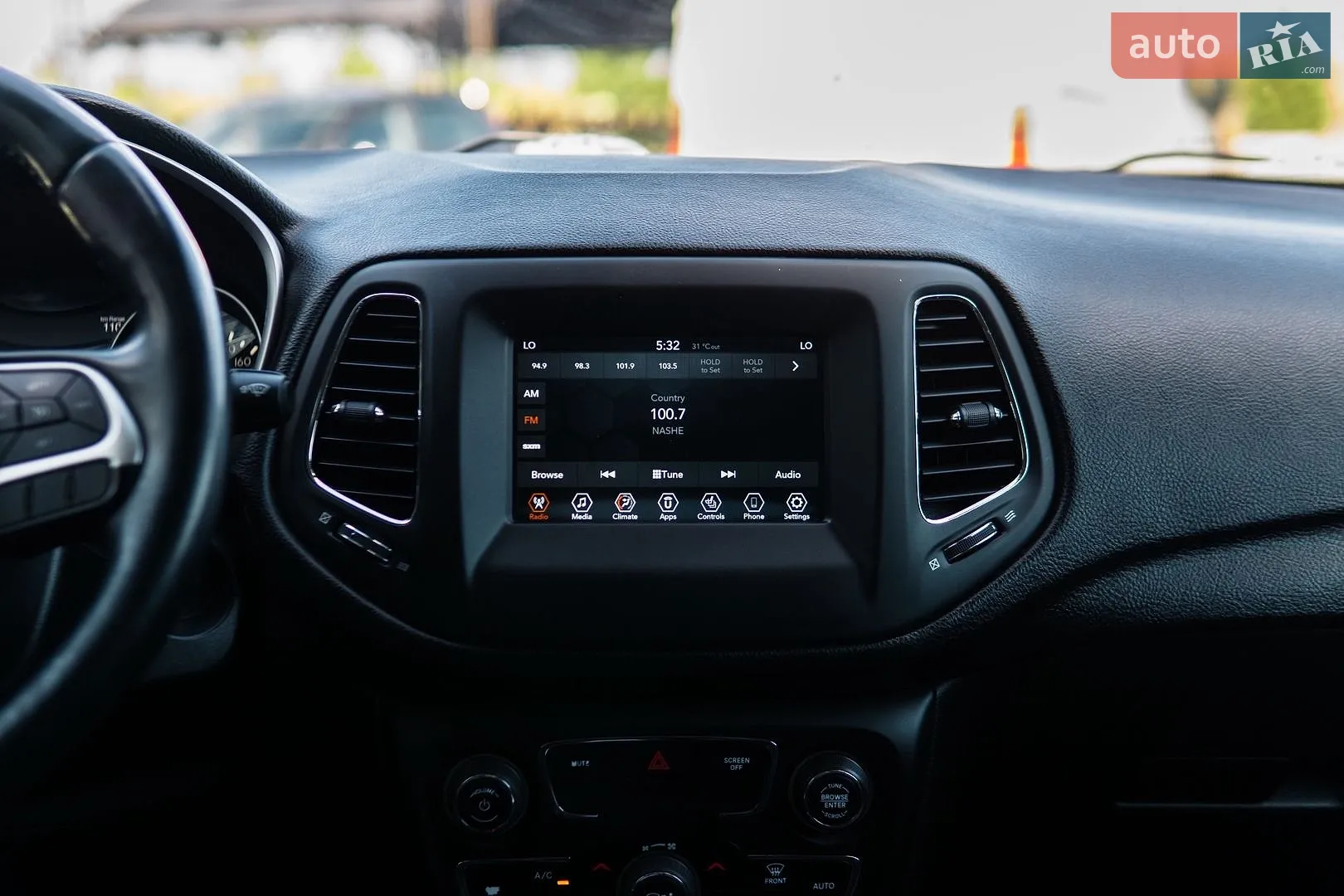 2018 Jeep Compass - мініатюра 28