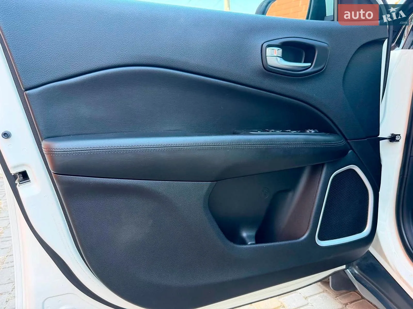2019 Jeep Compass - мініатюра 14