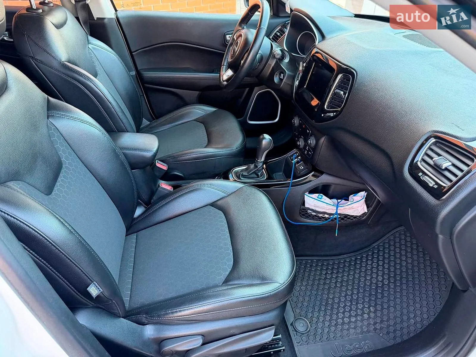 2019 Jeep Compass - мініатюра 24