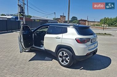 Внедорожник / Кроссовер Jeep Compass 2017 в Изяславе