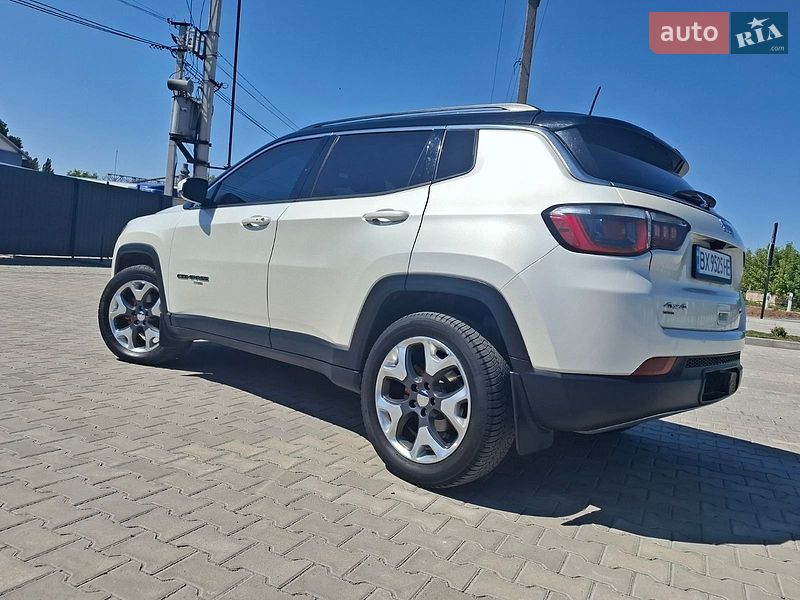 Внедорожник / Кроссовер Jeep Compass 2017 в Изяславе