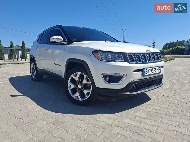 Внедорожник / Кроссовер Jeep Compass 2017 в Изяславе