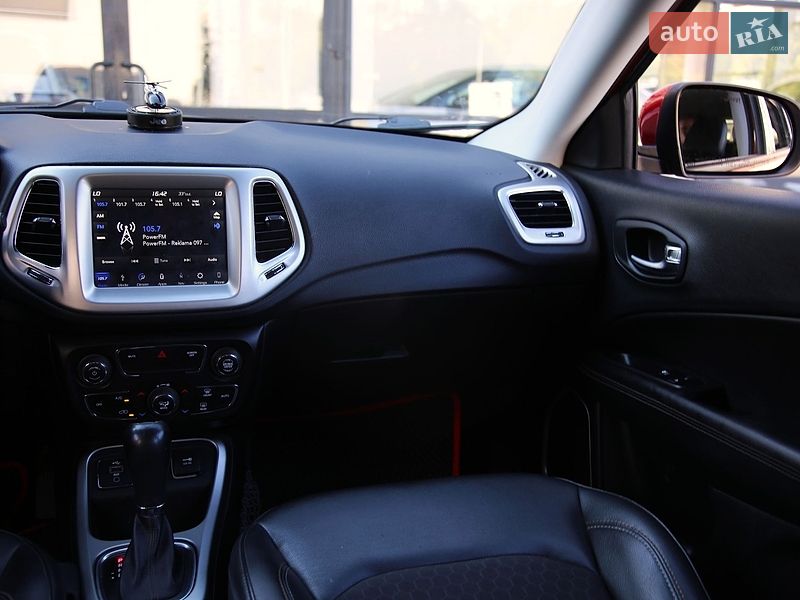 Позашляховик / Кросовер Jeep Compass 2017 в Харкові