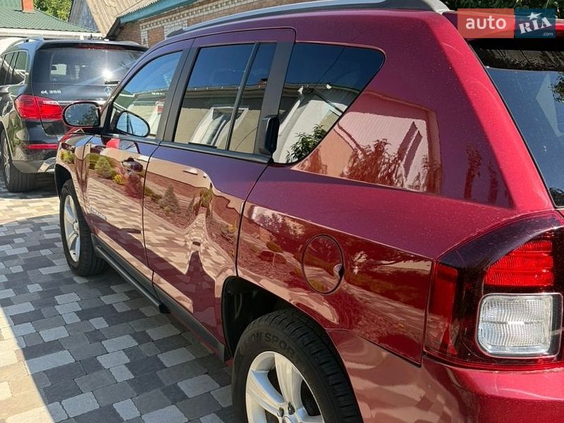 Внедорожник / Кроссовер Jeep Compass 2016 в Гайвороне