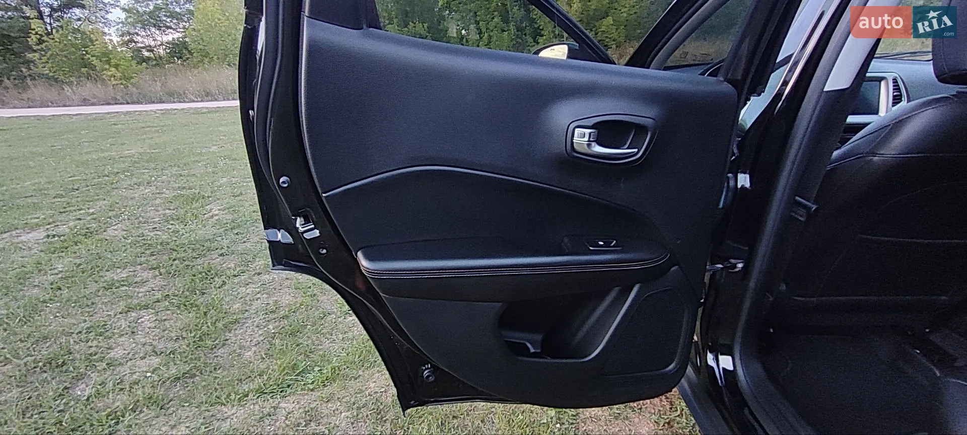 2018 Jeep Compass - мініатюра 13