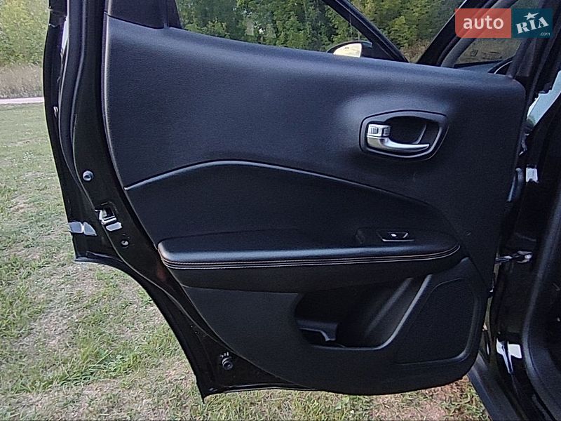 Внедорожник / Кроссовер Jeep Compass 2018 в Полтаве