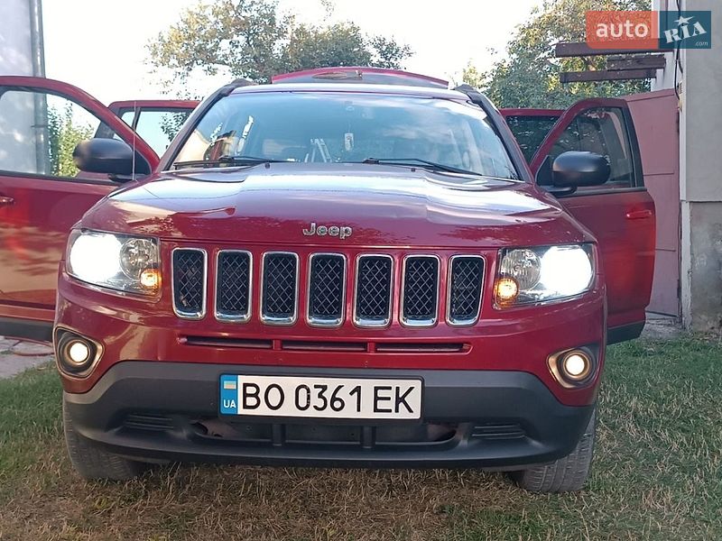 Внедорожник / Кроссовер Jeep Compass 2016 в Тернополе