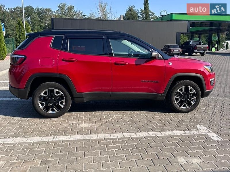 Внедорожник / Кроссовер Jeep Compass 2017 в Кременчуге
