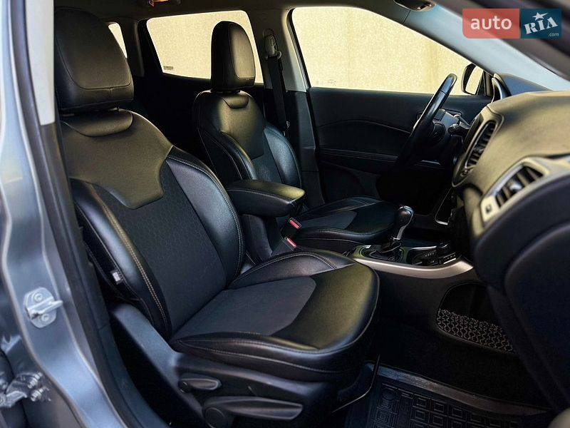 Внедорожник / Кроссовер Jeep Compass 2019 в Харькове