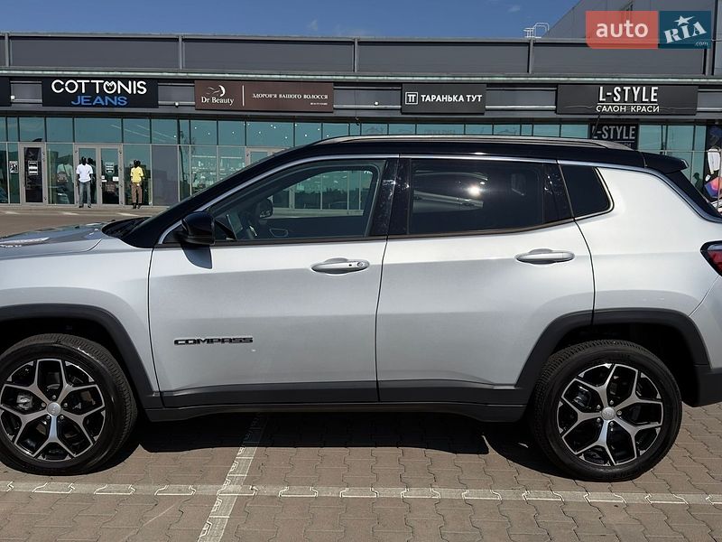 Внедорожник / Кроссовер Jeep Compass 2024 в Киеве