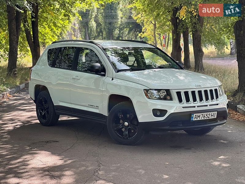Внедорожник / Кроссовер Jeep Compass 2016 в Житомире