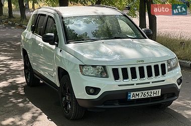 Внедорожник / Кроссовер Jeep Compass 2016 в Житомире
