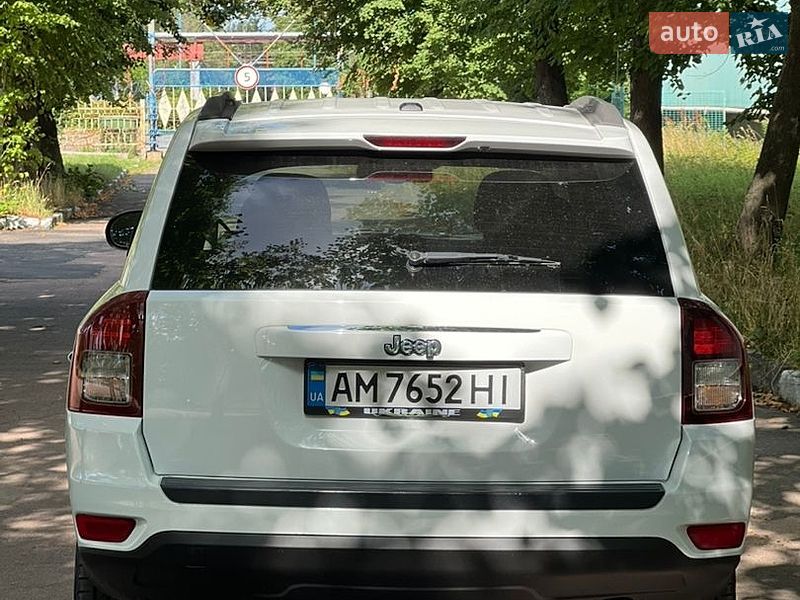 Внедорожник / Кроссовер Jeep Compass 2016 в Житомире