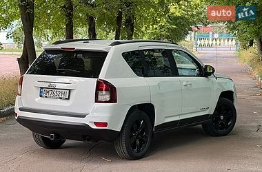 Внедорожник / Кроссовер Jeep Compass 2016 в Житомире