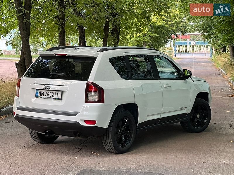 Внедорожник / Кроссовер Jeep Compass 2016 в Житомире