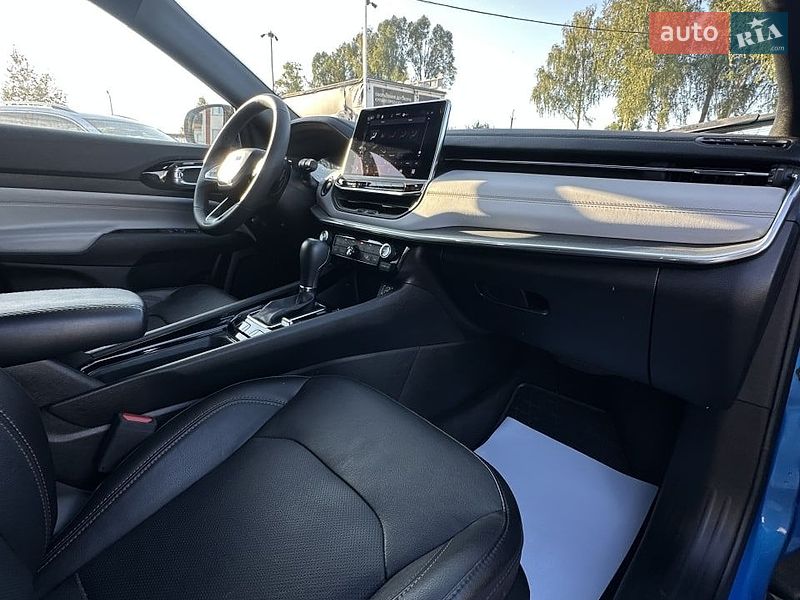 Внедорожник / Кроссовер Jeep Compass 2023 в Белогородке
