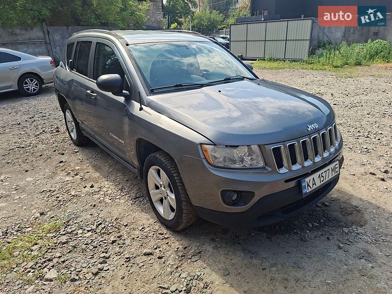 Внедорожник / Кроссовер Jeep Compass 2011 в Киеве