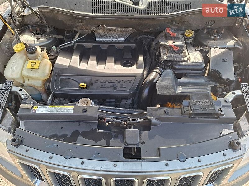 Внедорожник / Кроссовер Jeep Compass 2011 в Киеве