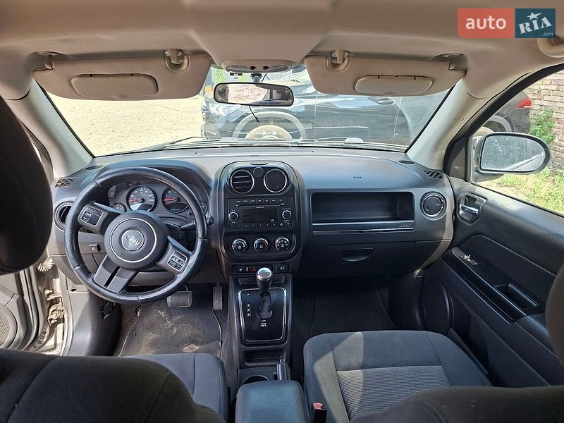 Внедорожник / Кроссовер Jeep Compass 2011 в Киеве