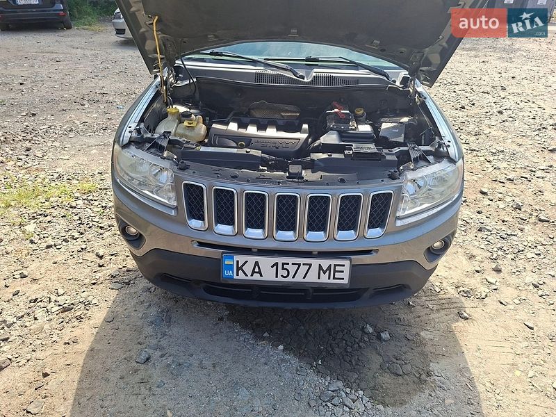 Внедорожник / Кроссовер Jeep Compass 2011 в Киеве