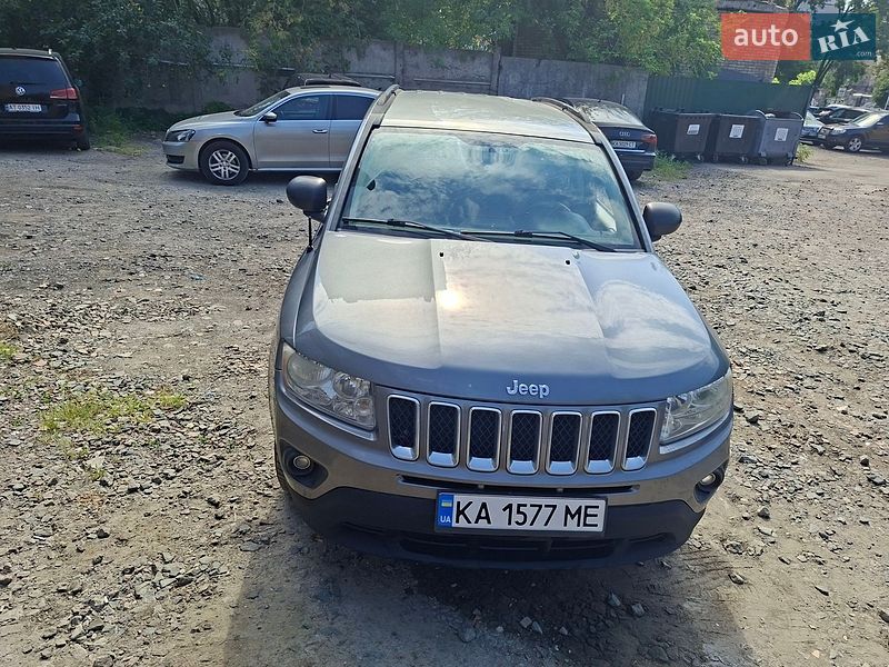 Внедорожник / Кроссовер Jeep Compass 2011 в Киеве