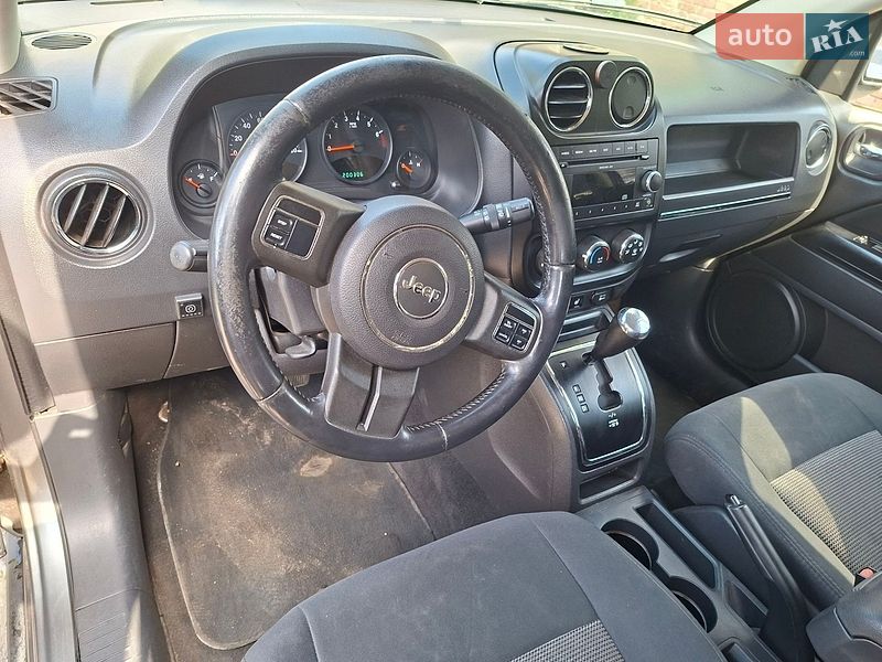 Внедорожник / Кроссовер Jeep Compass 2011 в Киеве