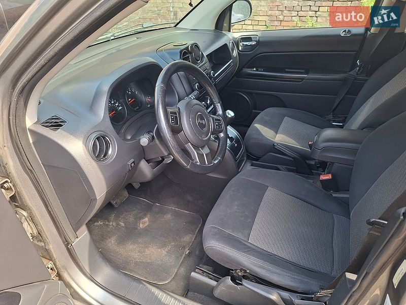 Внедорожник / Кроссовер Jeep Compass 2011 в Киеве