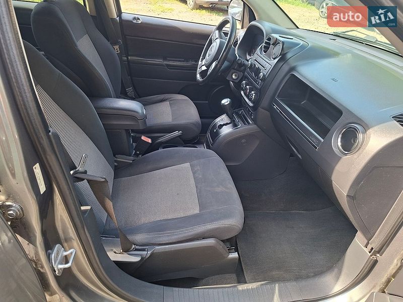 Внедорожник / Кроссовер Jeep Compass 2011 в Киеве