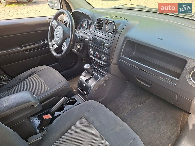 Внедорожник / Кроссовер Jeep Compass 2011 в Киеве
