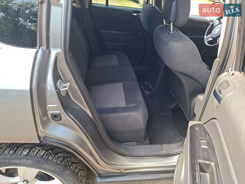 Внедорожник / Кроссовер Jeep Compass 2011 в Киеве