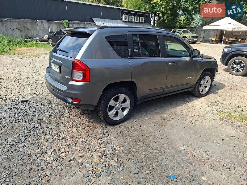 Внедорожник / Кроссовер Jeep Compass 2011 в Киеве