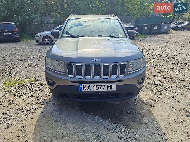 Внедорожник / Кроссовер Jeep Compass 2011 в Киеве