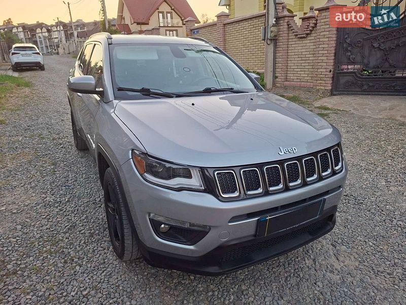Внедорожник / Кроссовер Jeep Compass 2018 в Черновцах