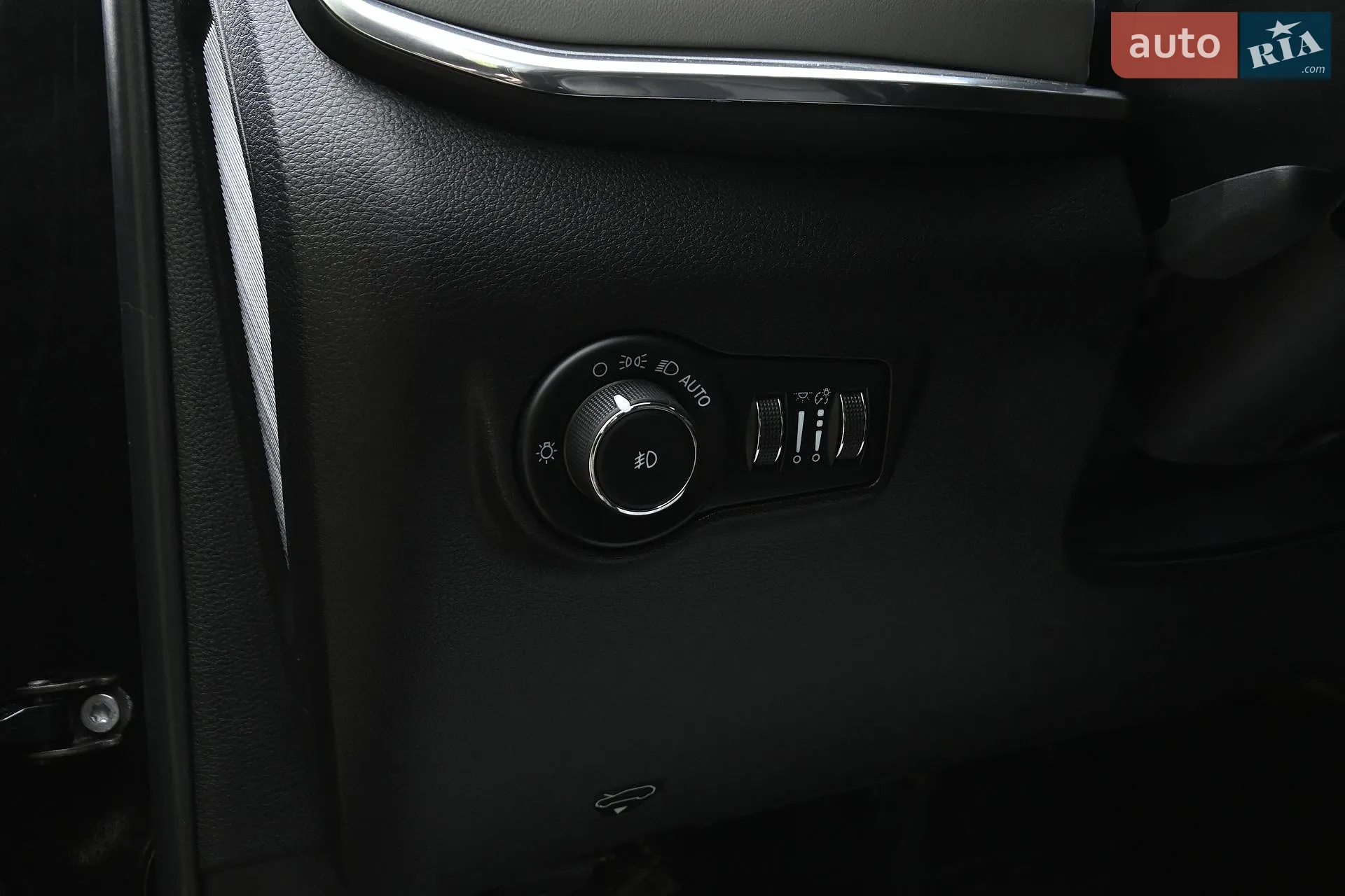 2021 Jeep Compass - мініатюра 24