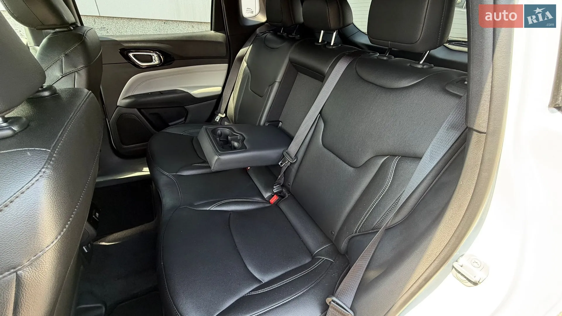 2025 Jeep Compass - мініатюра 42