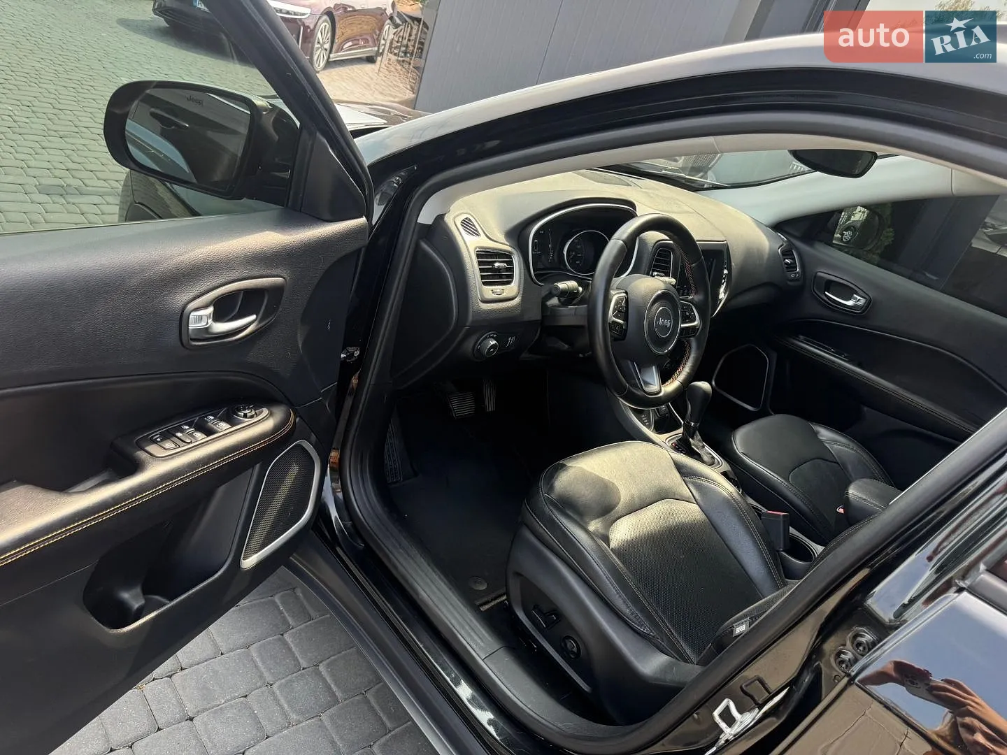 2021 Jeep Compass - мініатюра 17