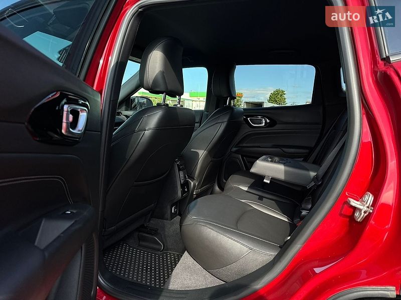 Позашляховик / Кросовер Jeep Compass 2024 в Львові