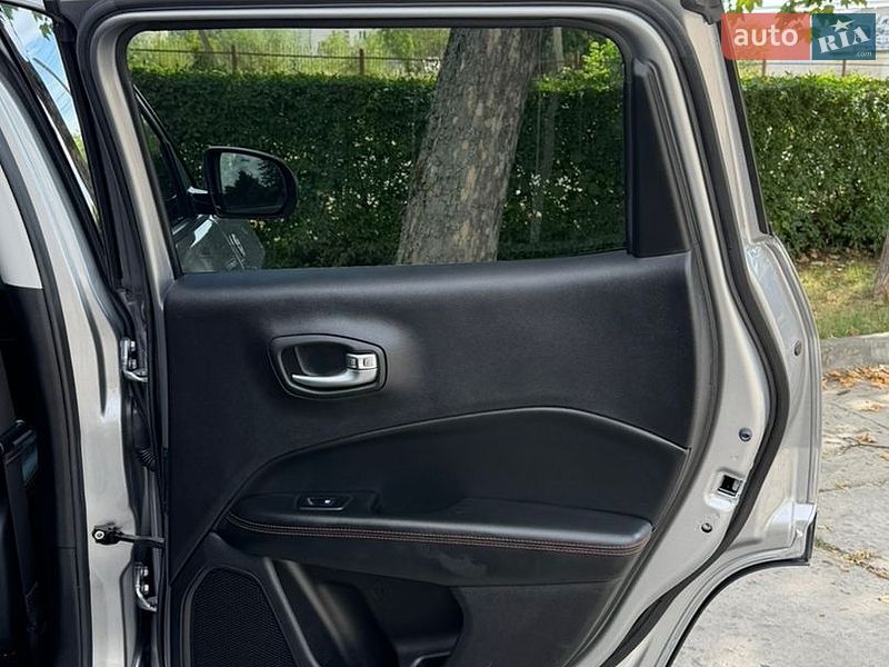 Позашляховик / Кросовер Jeep Compass 2019 в Стрию
