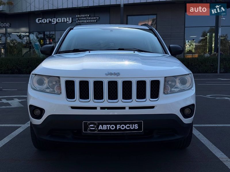 Позашляховик / Кросовер Jeep Compass 2011 в Києві