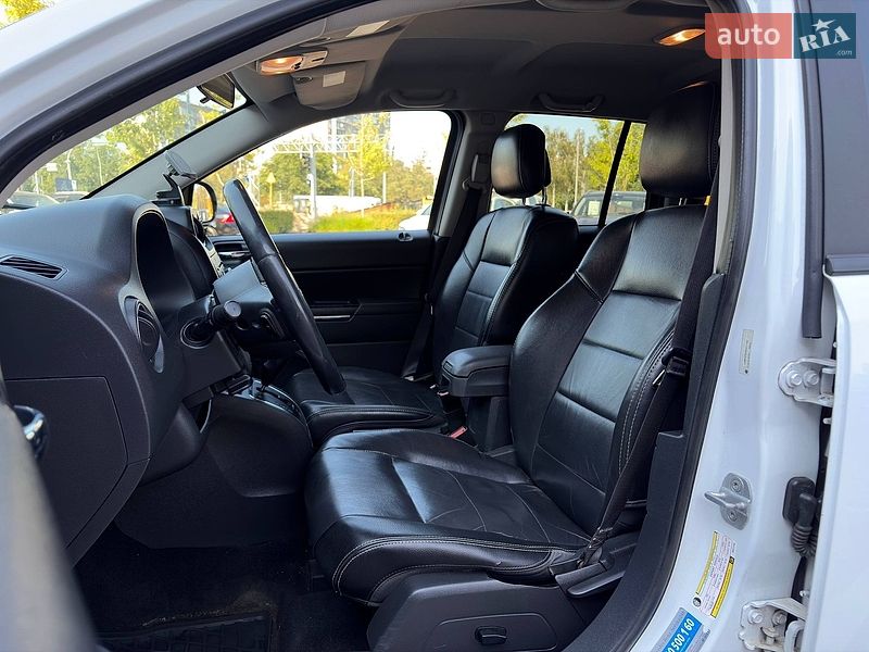 Позашляховик / Кросовер Jeep Compass 2011 в Києві
