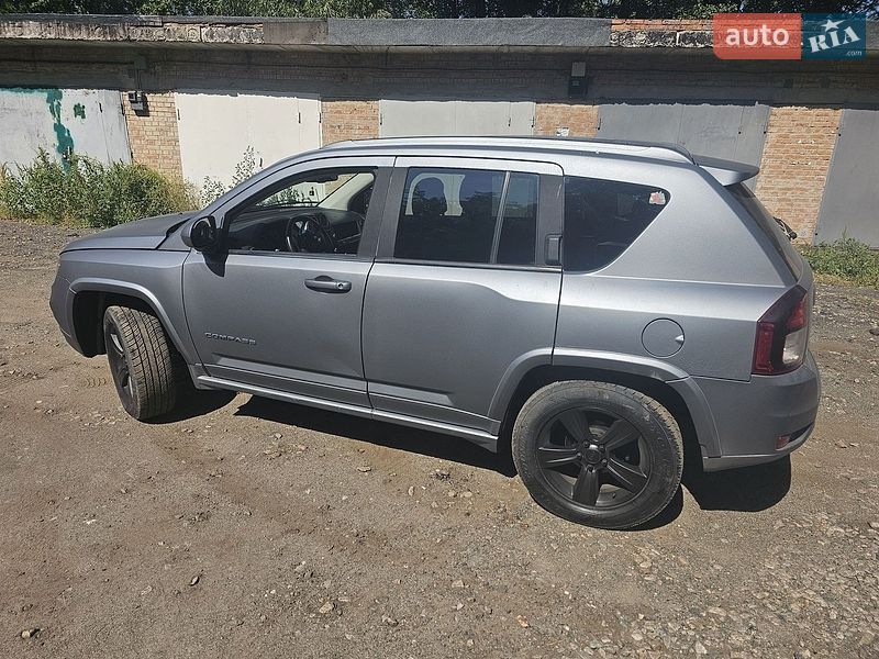 Внедорожник / Кроссовер Jeep Compass 2015 в Киеве фото 5 Внедорожник / Кроссовер Jeep Compass 2015 в Киеве