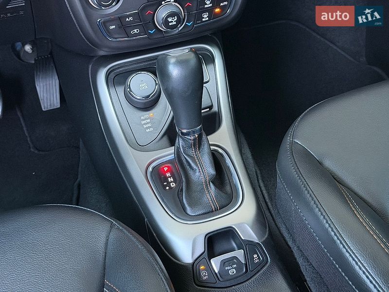 Внедорожник / Кроссовер Jeep Compass 2019 в Киеве