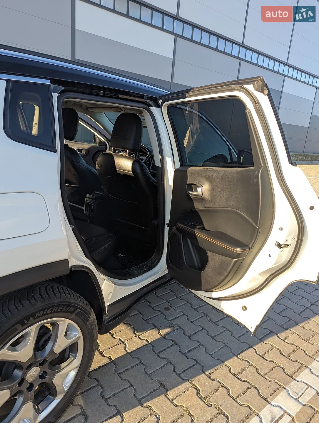 2018 Jeep Compass - мініатюра 26