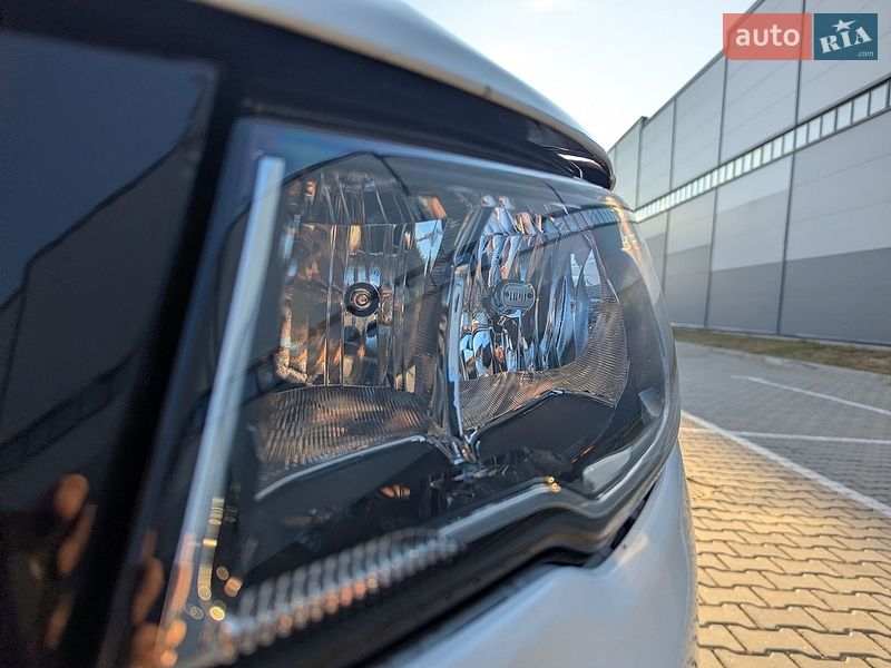 Внедорожник / Кроссовер Jeep Compass 2018 в Ивано-Франковске фото 16 Внедорожник / Кроссовер Jeep Compass 2018 в Ивано-Франковске