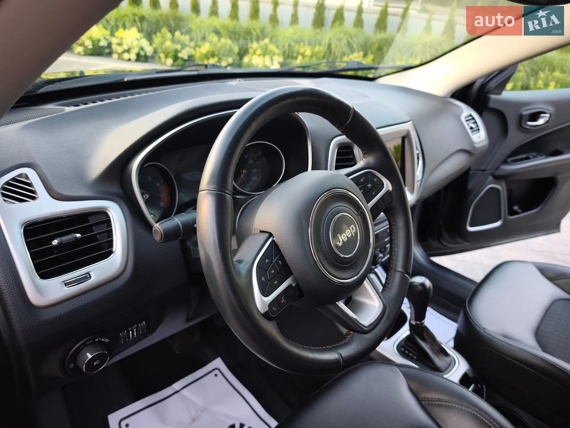 2019 Jeep Compass - мініатюра 27