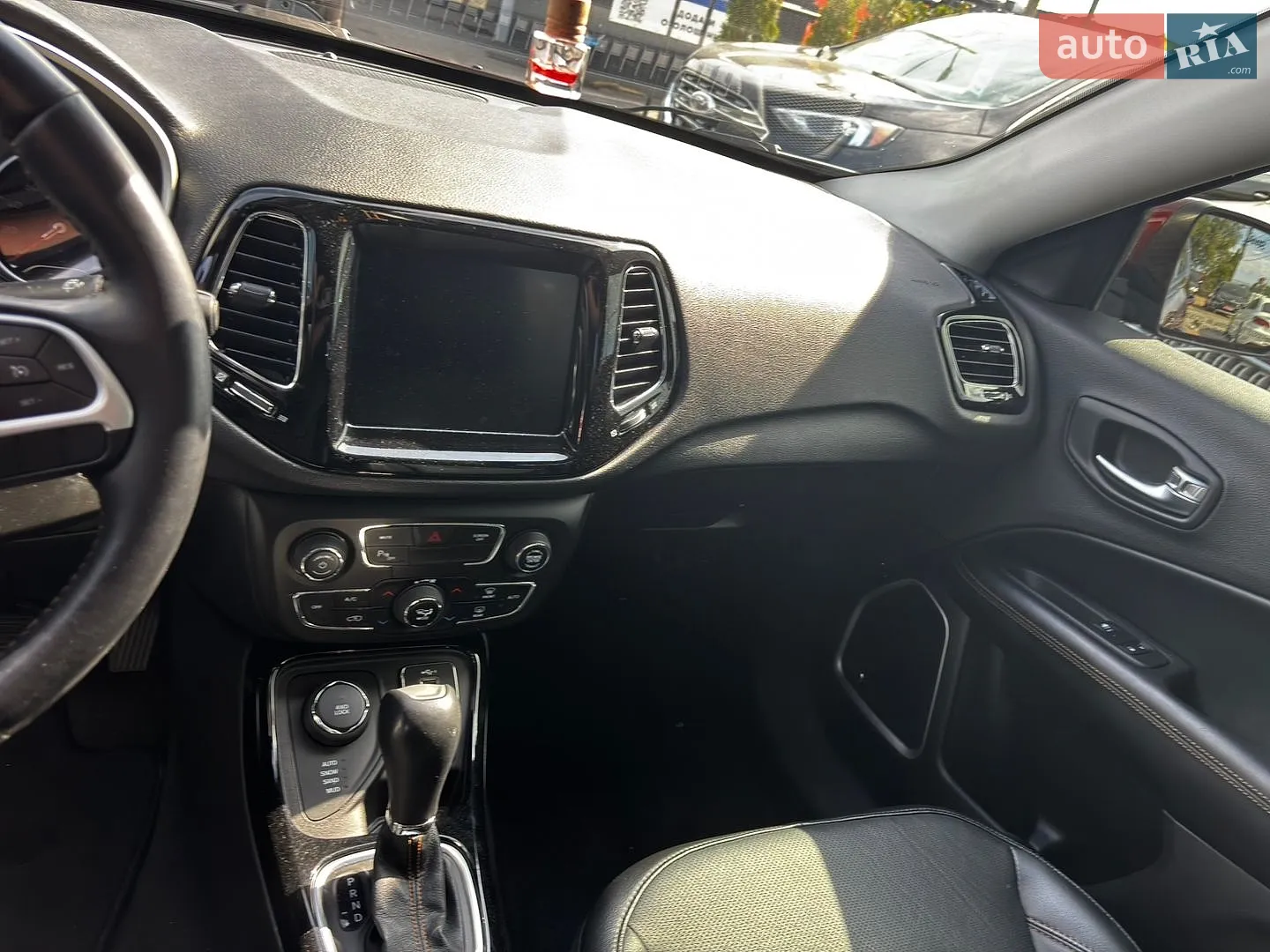 2020 Jeep Compass - мініатюра 11