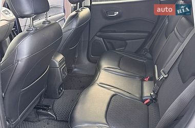 Позашляховик / Кросовер Jeep Compass 2017 в Броварах