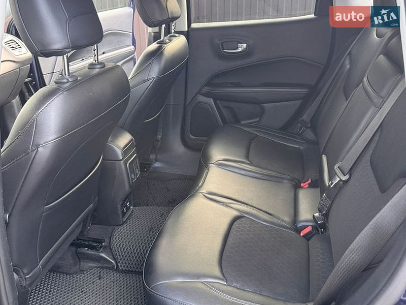 Позашляховик / Кросовер Jeep Compass 2017 в Броварах