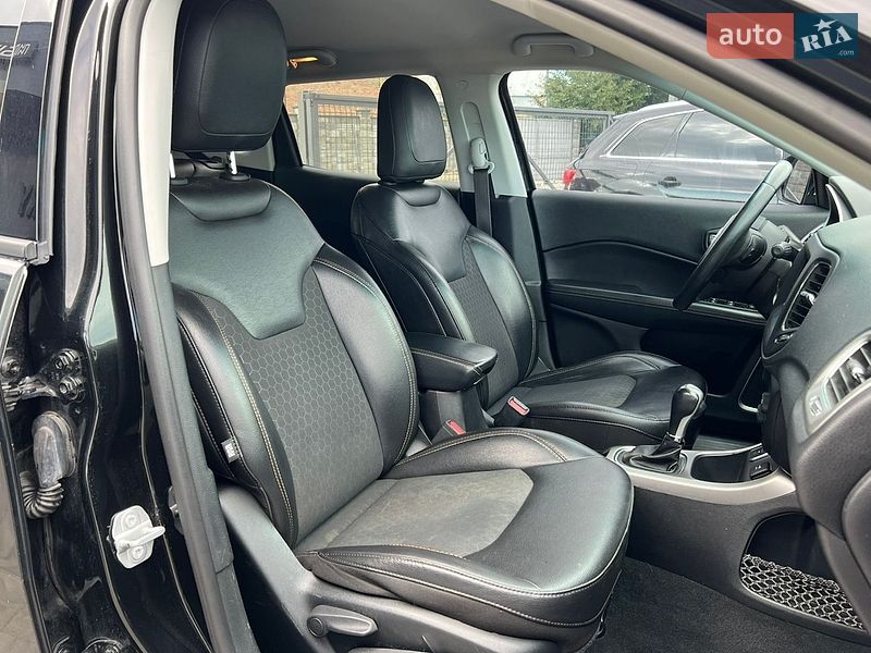 Внедорожник / Кроссовер Jeep Compass 2018 в Ровно
