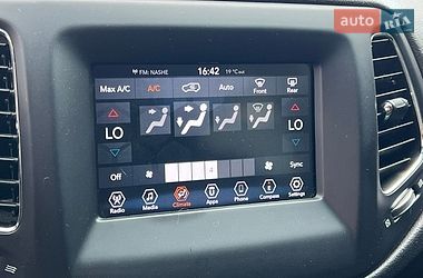 Внедорожник / Кроссовер Jeep Compass 2018 в Ровно